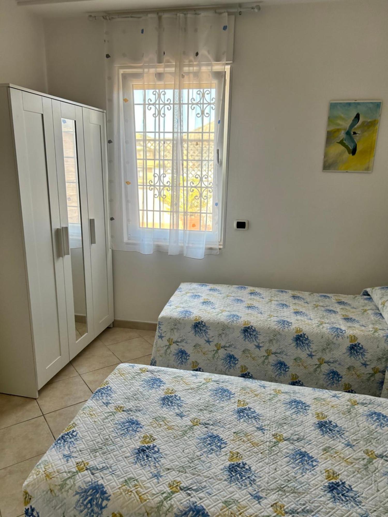 Ferienwohnung Attico Con Terrazza In Via Dei Traghetti Lido di Ostia Exterior foto